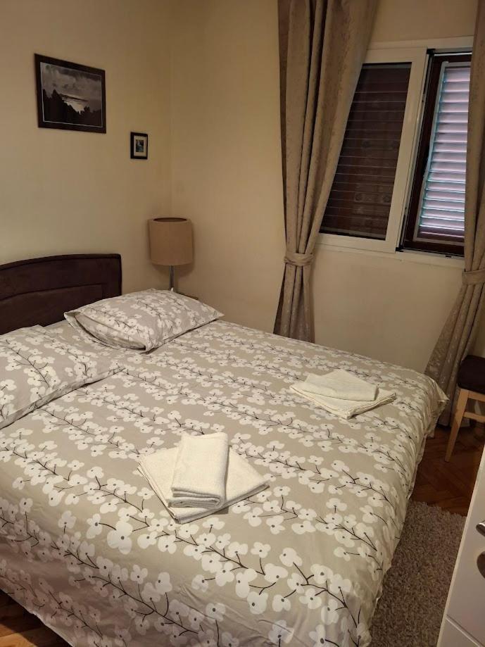 Apartments Popaj Komiza Ngoại thất bức ảnh