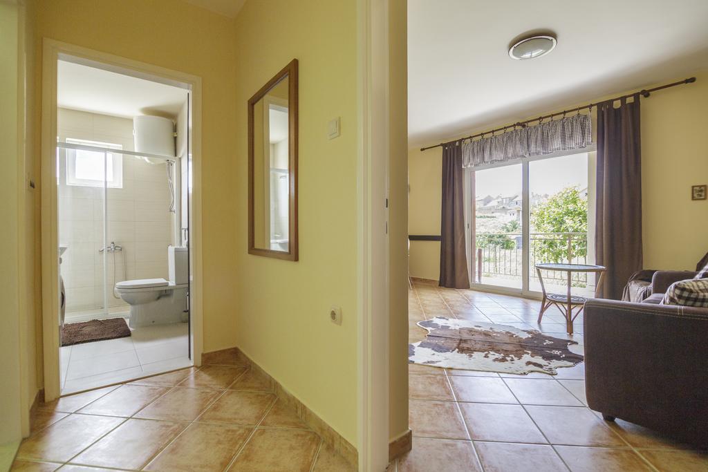 Apartments Popaj Komiza Ngoại thất bức ảnh