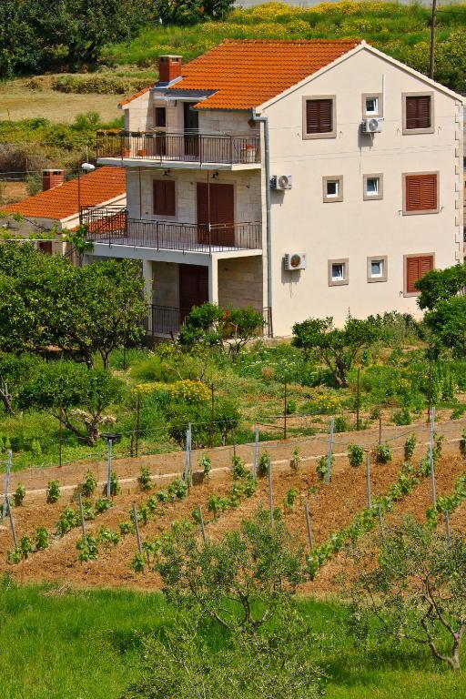 Apartments Popaj Komiza Phòng bức ảnh