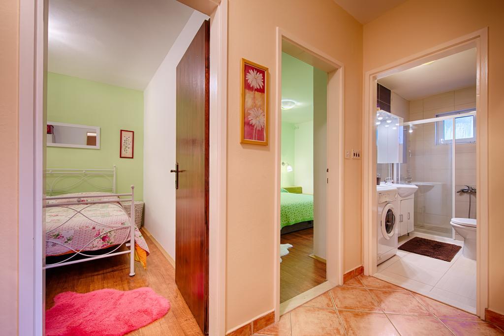 Apartments Popaj Komiza Ngoại thất bức ảnh